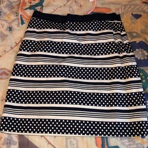 Vineyard vines skirt